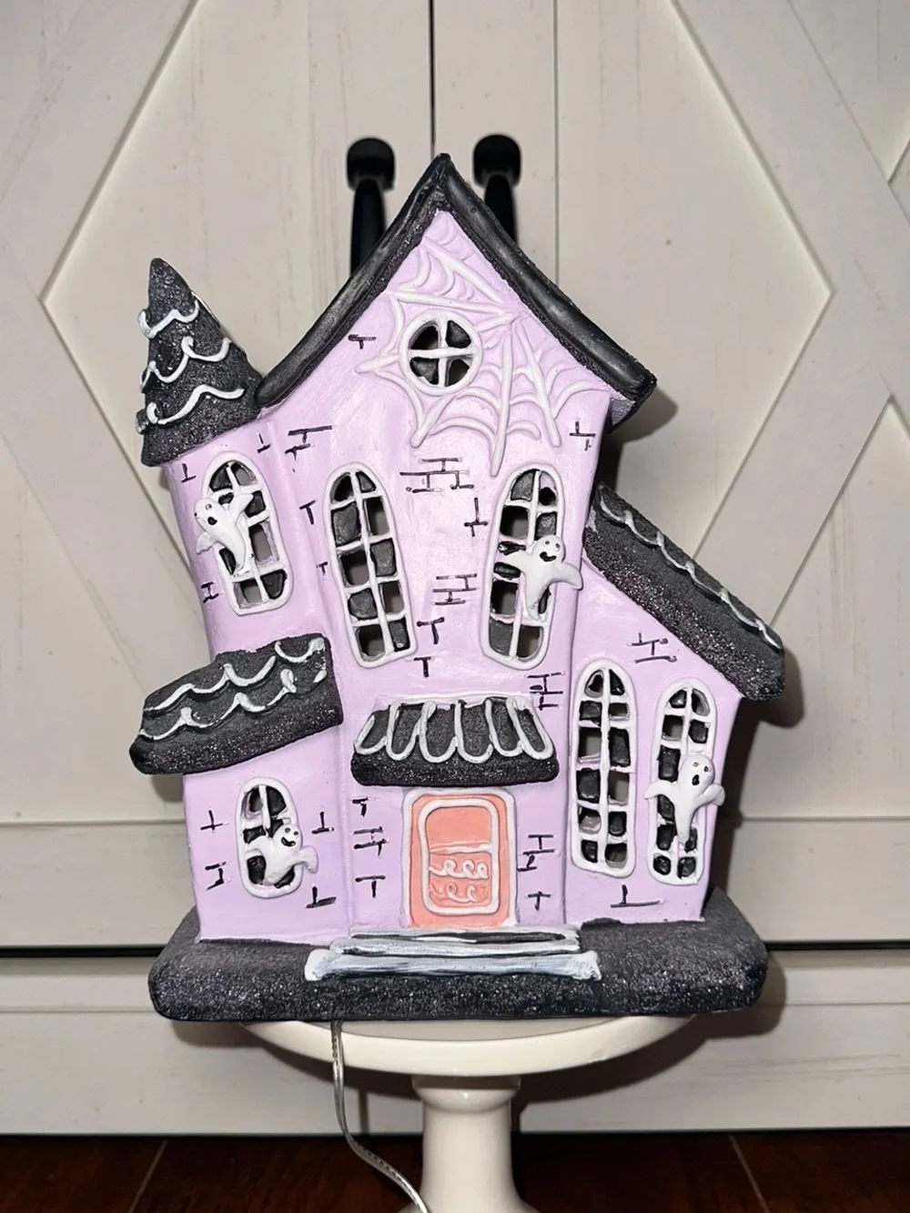 Goblin & Ghoul Lavender Ghost LED Haunted House Halloween Decor